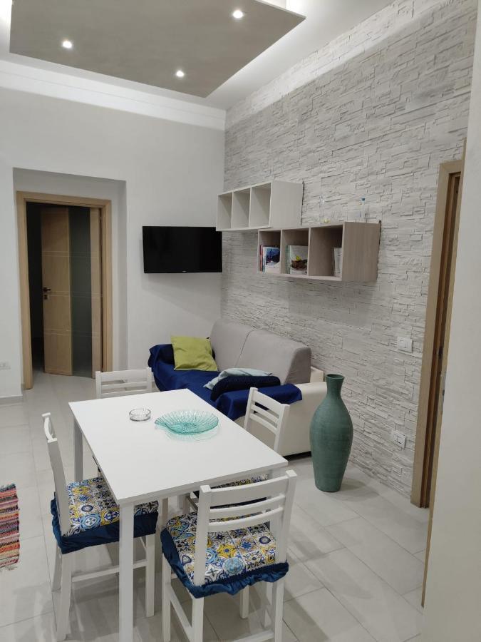 Il Geco Apartment Наполи Екстериор снимка