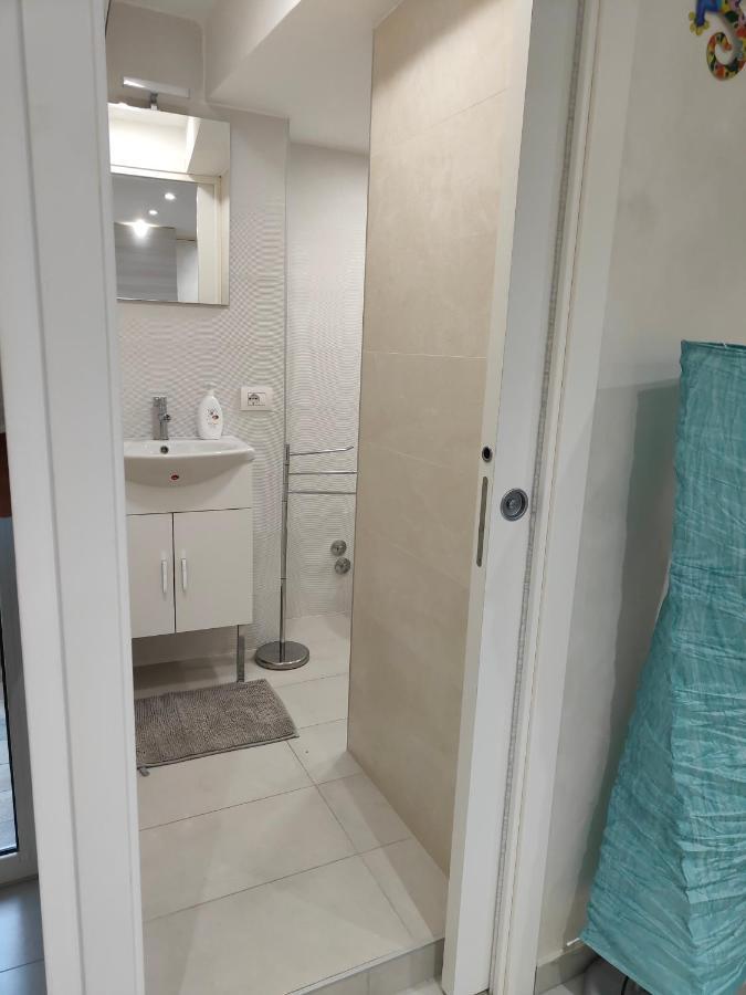 Il Geco Apartment Наполи Екстериор снимка