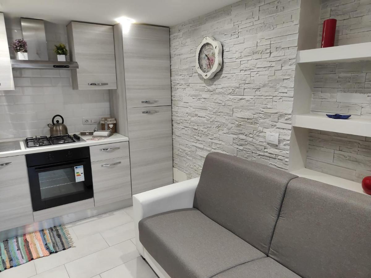 Il Geco Apartment Наполи Екстериор снимка